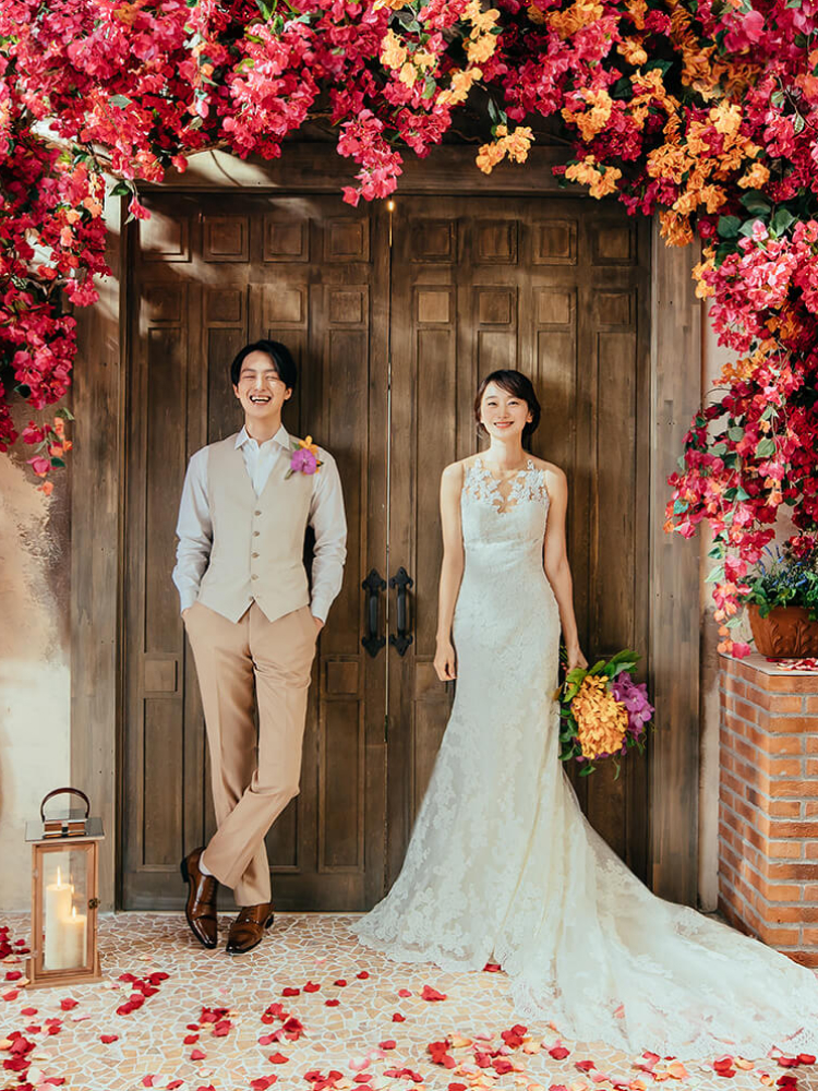 超美品】婚礼 花嫁 引き振袖 赤 鳥花柄 フォトスタジオにて使用｜白 