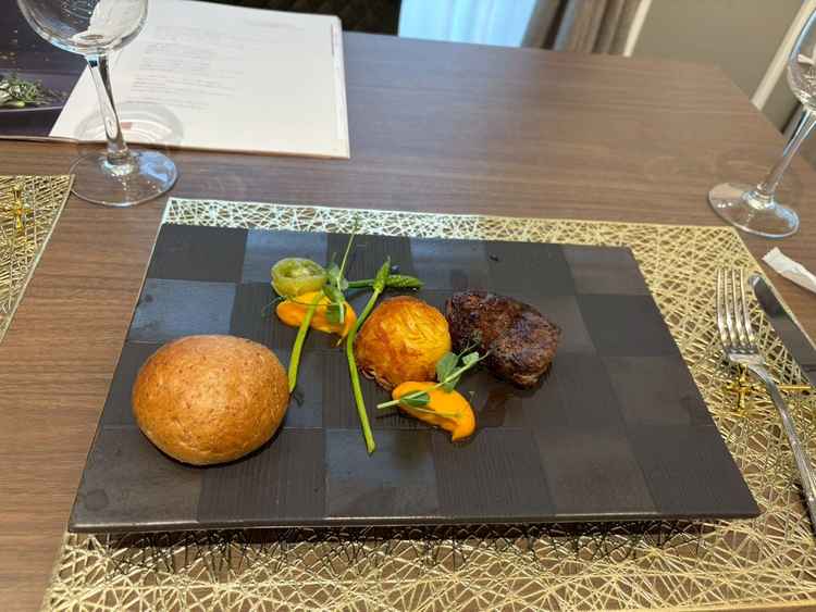 試食