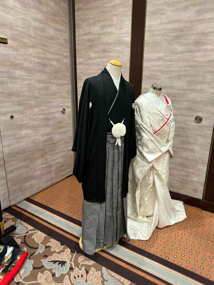 新婦さんは実際に試着できることができ、和装のイメージがしやすかった。着付けをしてくれる方が親切でした