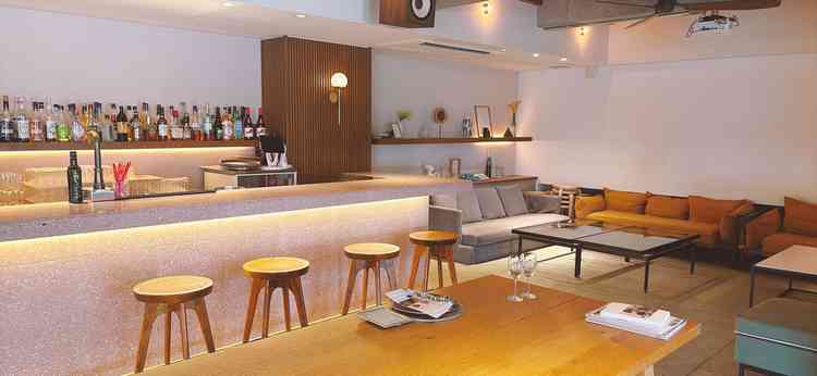 入って最初にみたロビーです。ゆっくりくつろげそうなソファもあってリラックスできそう。