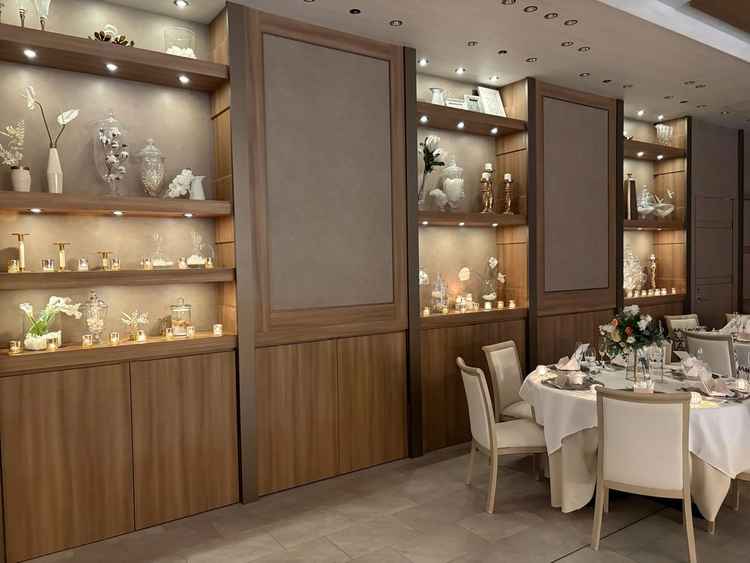 デフォルトの飾りが多く、自分で考える必要なし