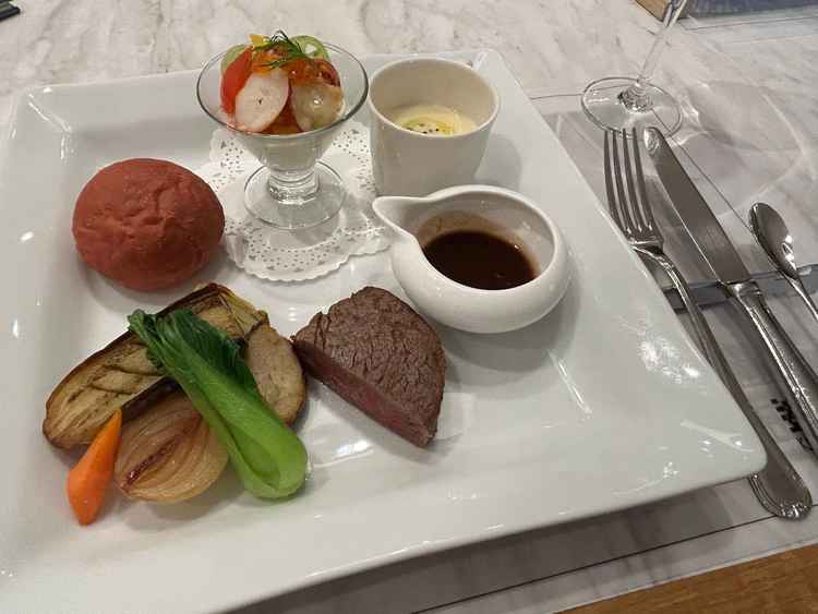 お料理のワンプレート試食（上州牛使用）