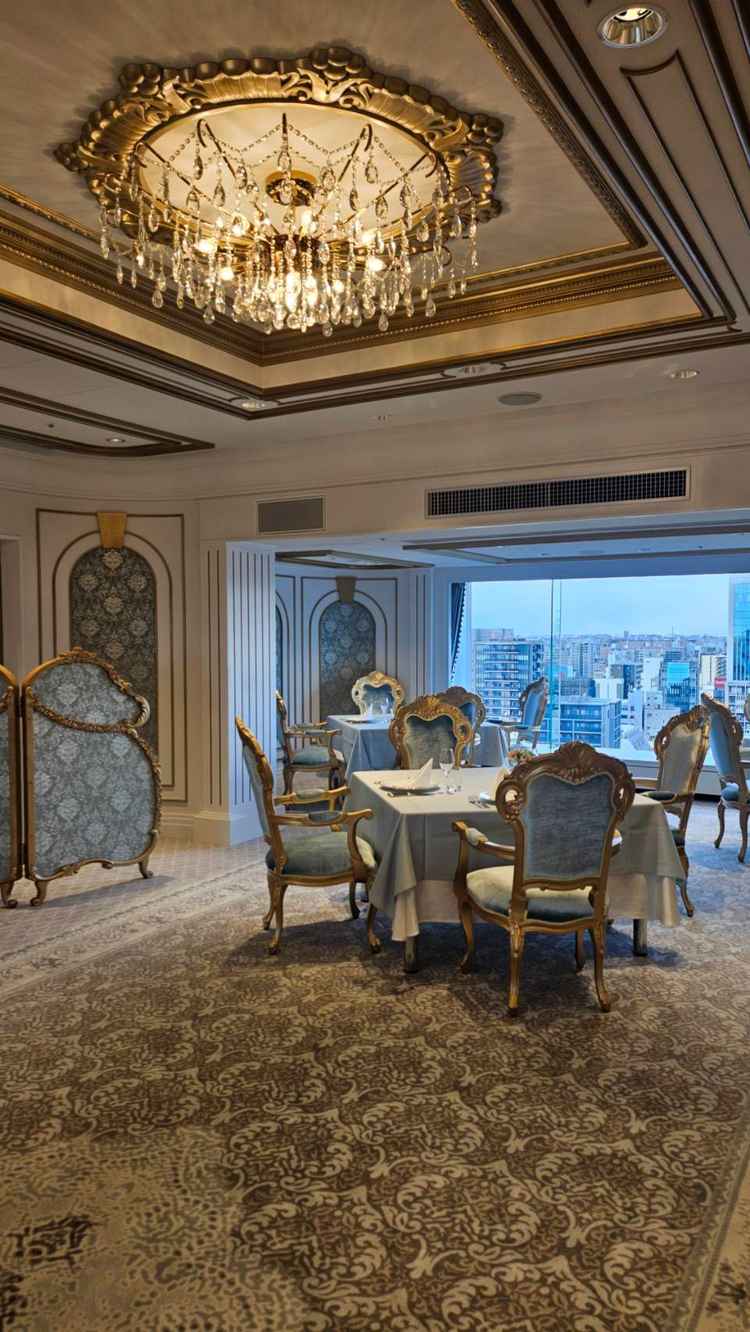 リニューアルしたばかりの少人数向けの披露宴会場。