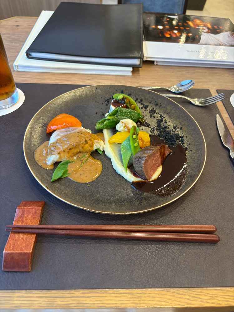 お料理がとても美味しかったです。ゲストに出すものになるので料理のクオリティも大事になると思いました。