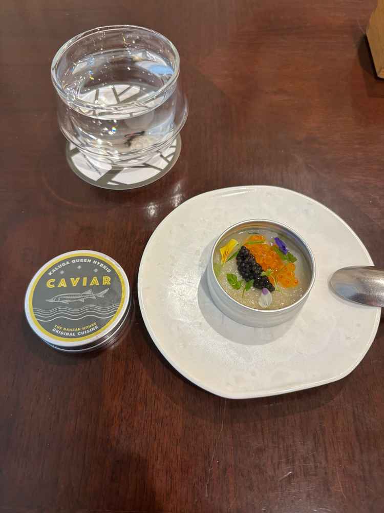 オリジナルの料理が味も見た目も秀逸