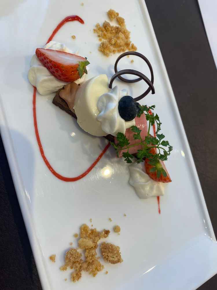 デザートは特に美味しかったです。