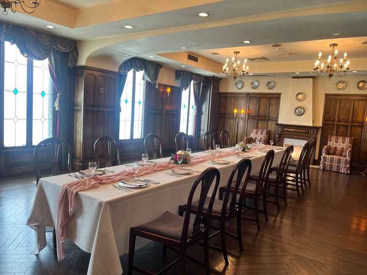 少人数用の食事会会場です。