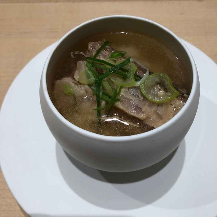 和と洋のマリアージュが楽しめる明神ガストロノミー