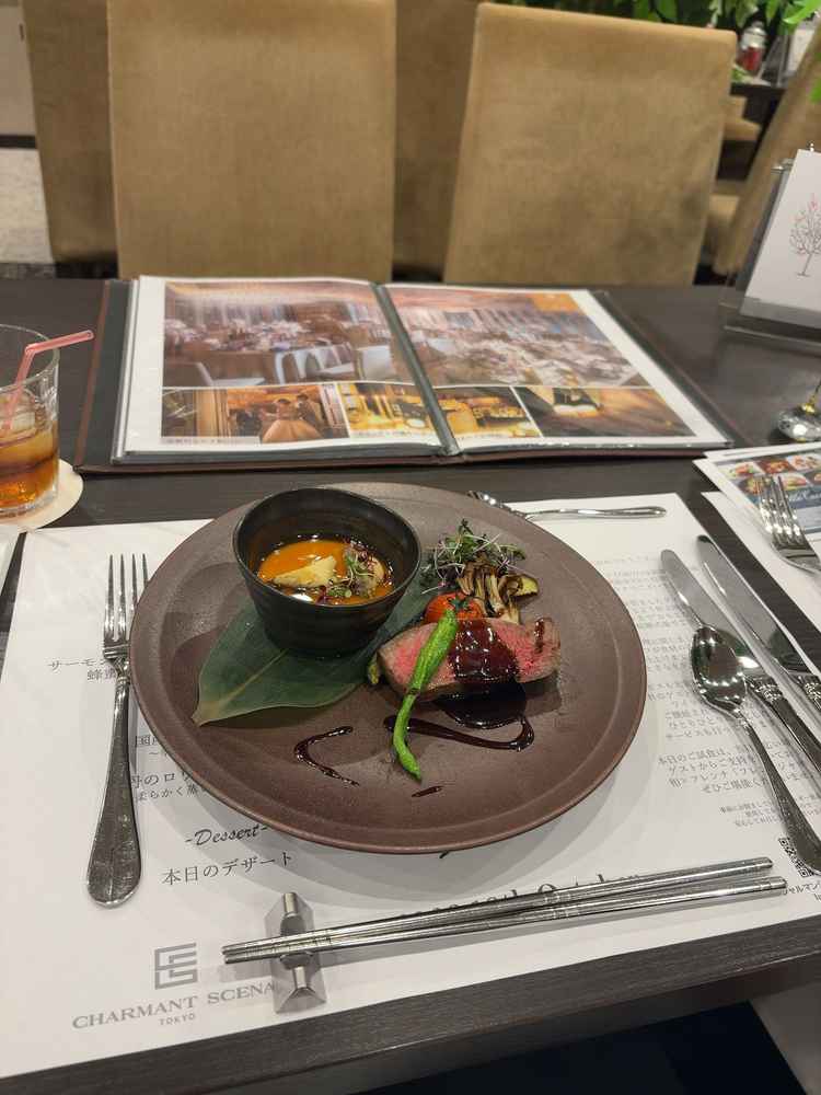 コースの試食もとても美味しかったです。フルコースも気になりました。