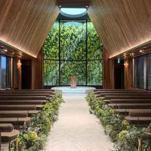 落ち着いた雰囲気のチャペル