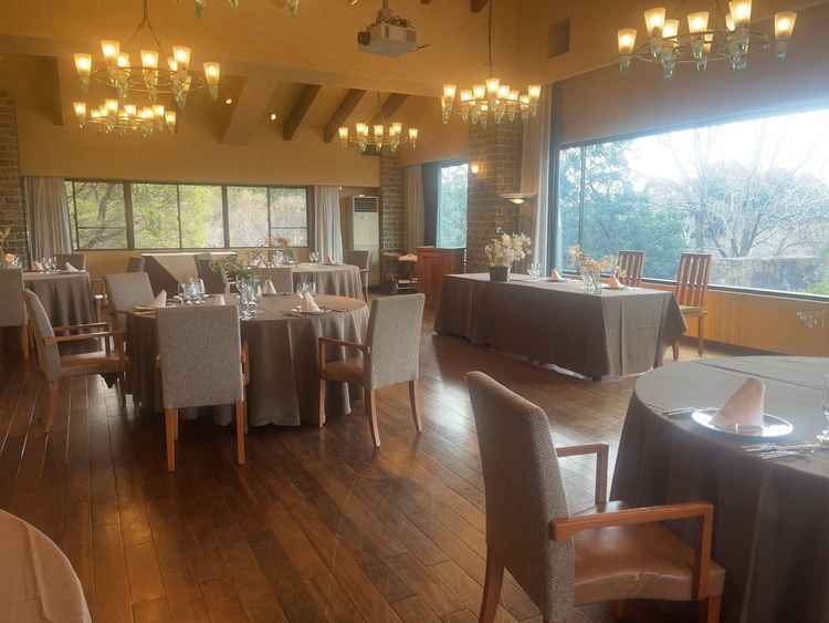 小さめの宴会場