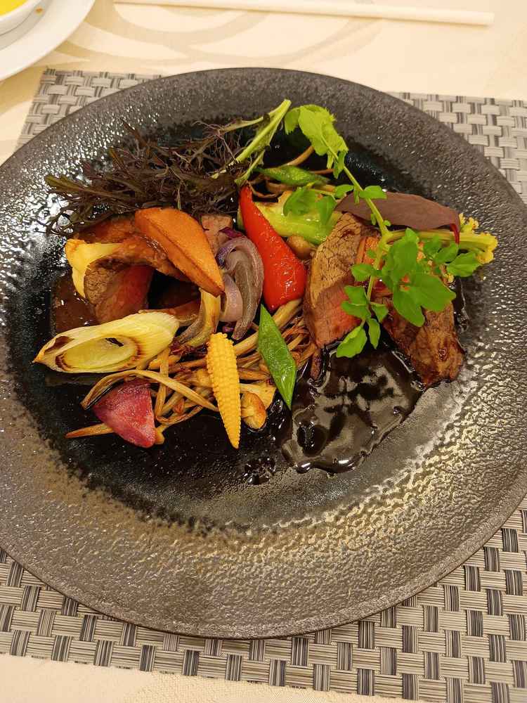 試食のメイン料理