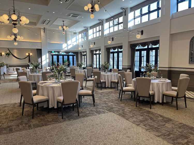 長い時間過ごすので、落ち着きのある披露宴会場なのが素敵でした。