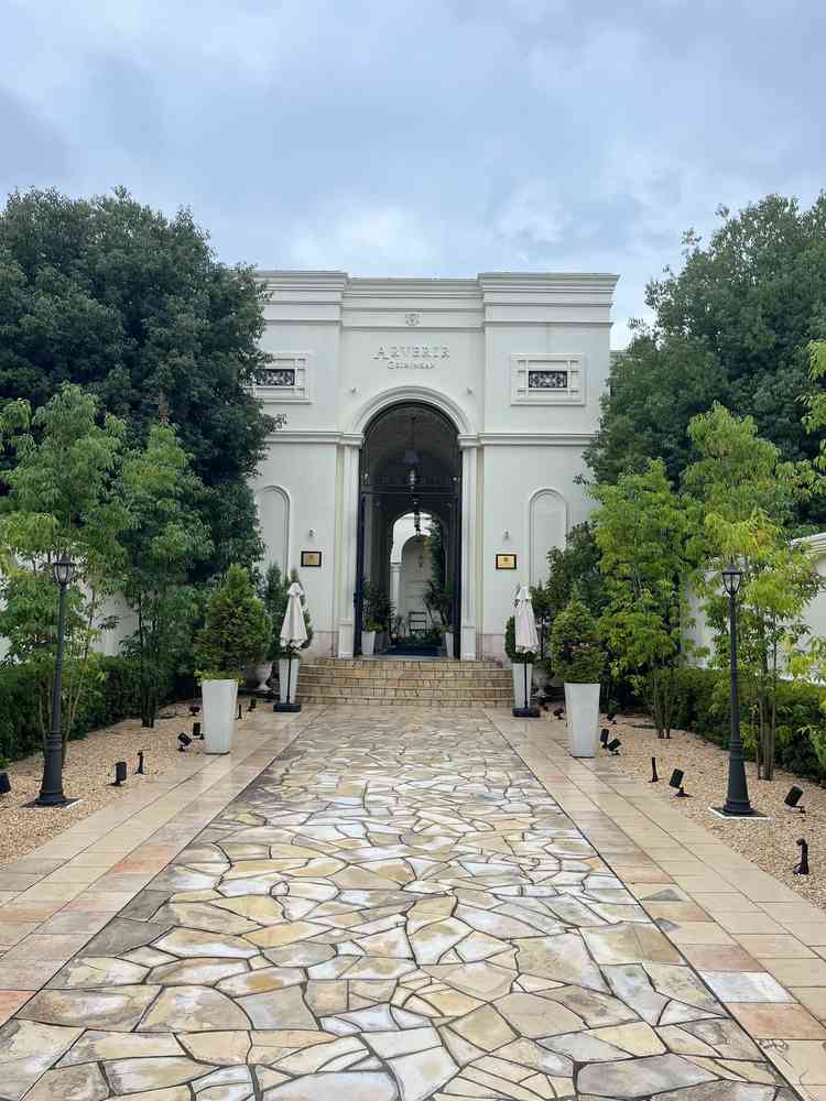 メインのエントランスです。