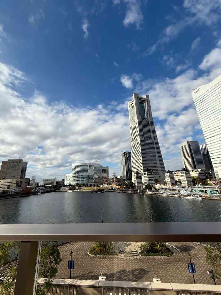 式場からの景色も横浜っぽさがありとても良かったです。