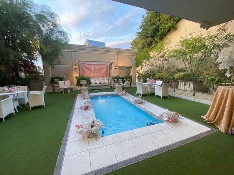 披露宴会場に付随してるガーデンの景色です。