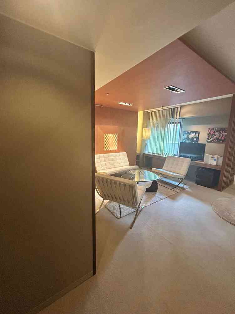 プライズルームは広くゆったりとした空間で、式前の時間を心地よく過ごせそうです