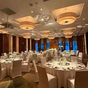 1階にある披露宴のお部屋。こぢんまりとしていますが、アットホームな式が行えそうだと思いました。