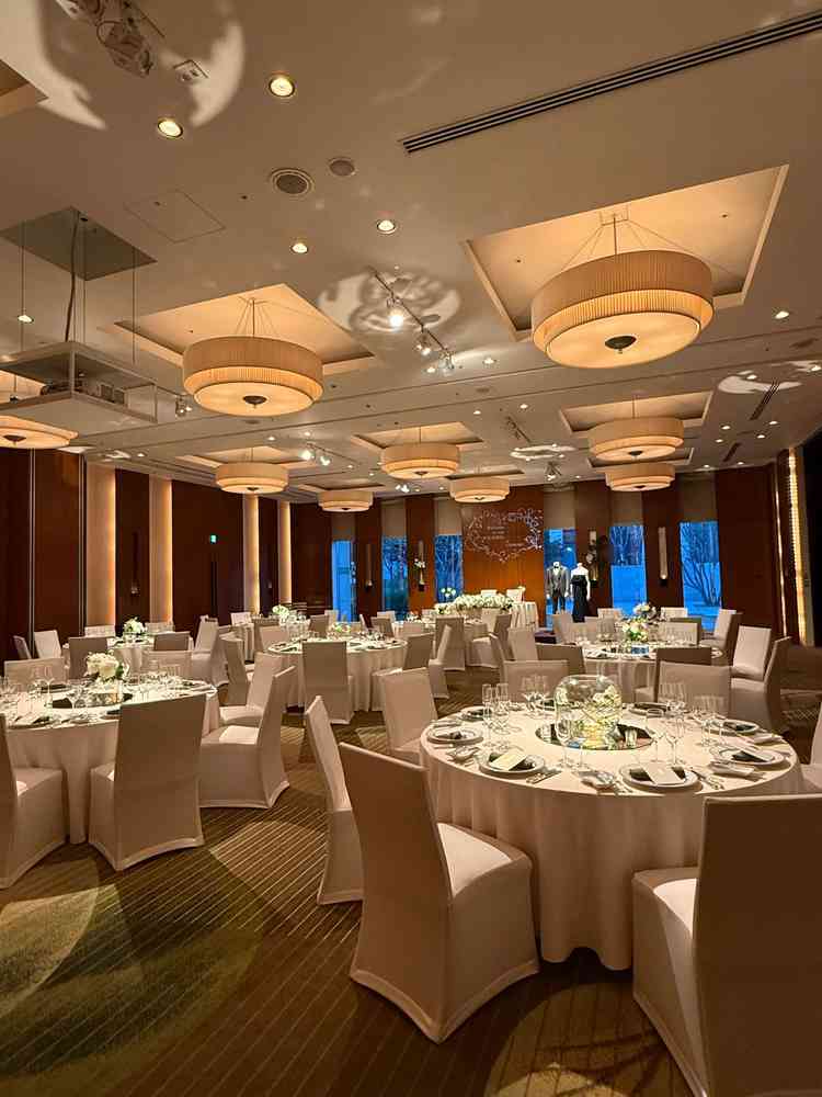 1階にある披露宴のお部屋。こぢんまりとしていますが、アットホームな式が行えそうだと思いました。