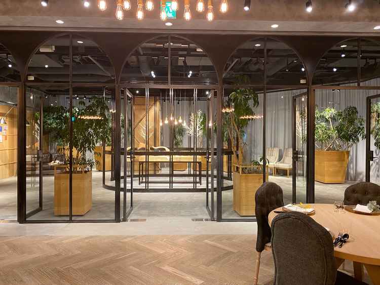 印象的な場所、ここに色々な写真を飾れそうです