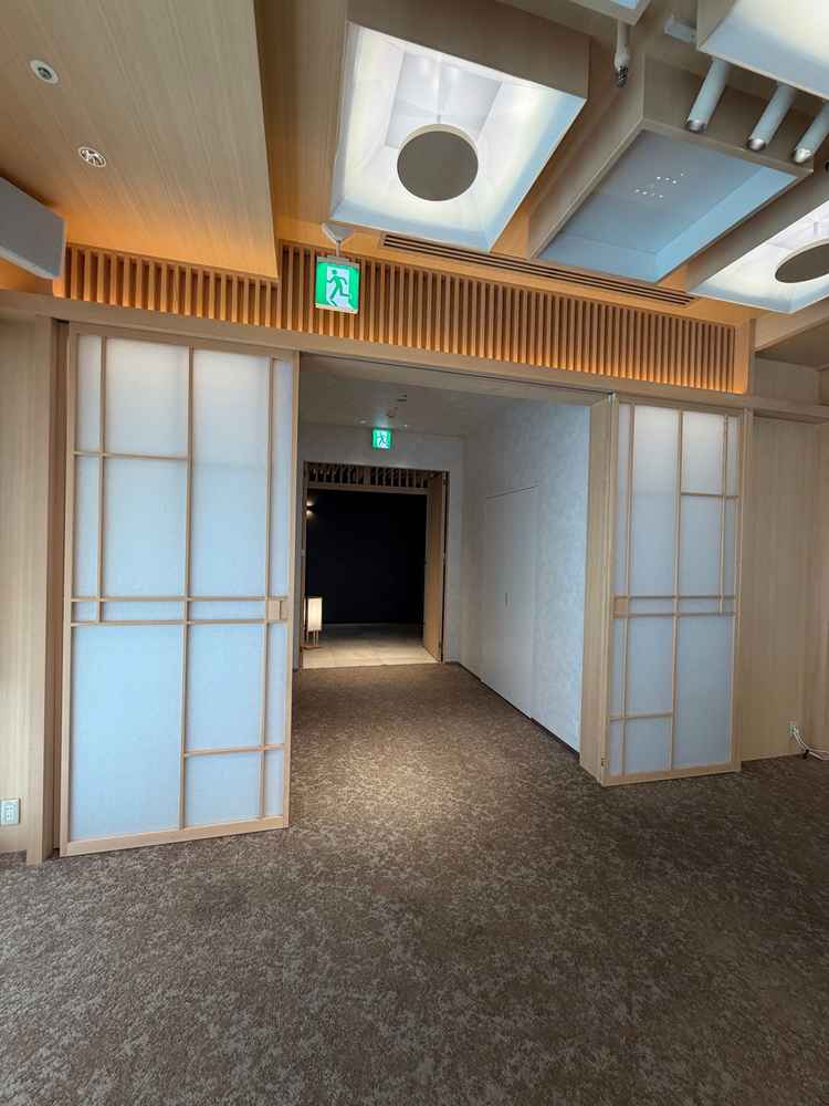 出入り口は、一般的な扉ではなく、障子を採用しているとのことでこだわりを感じました。