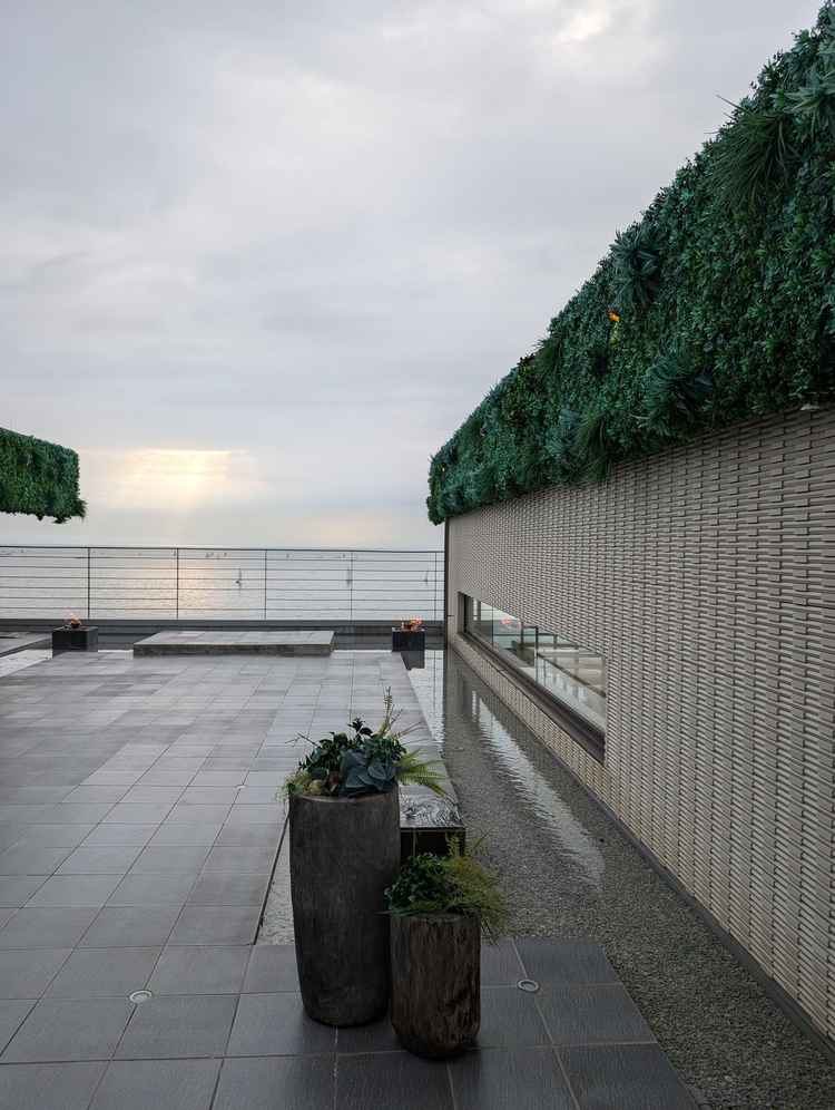 挙式会場の外の歓談場所