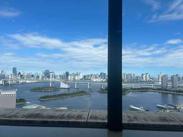 披露宴会場に向かうまでの間にあった景色がとても良かったです。