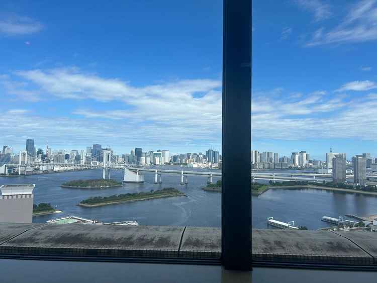 披露宴会場に向かうまでの間にあった景色がとても良かったです。