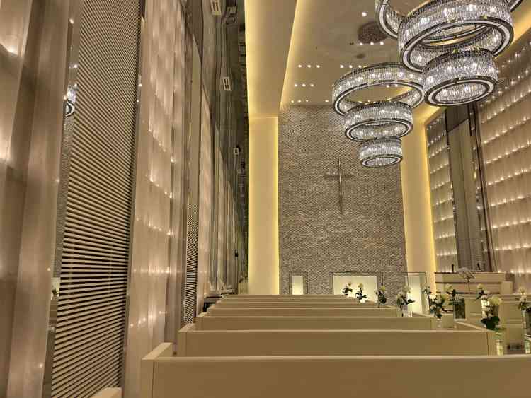 ガラスのチャペルがかわいい