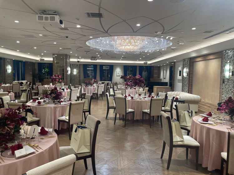 六階披露宴会場