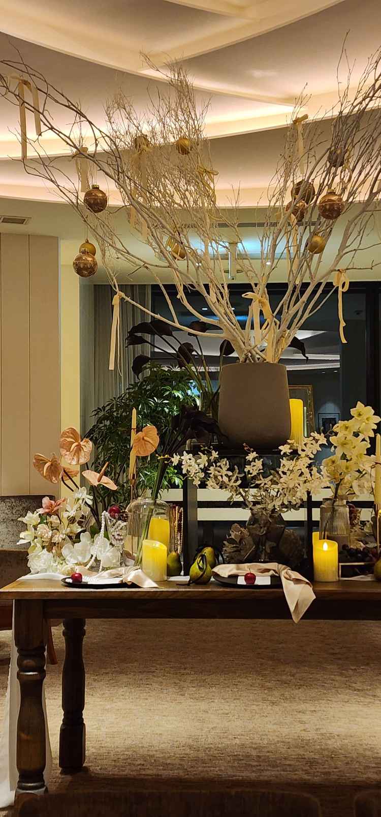 日が落ちるとまた雰囲気がかわり、素敵な雰囲気の会場でした。