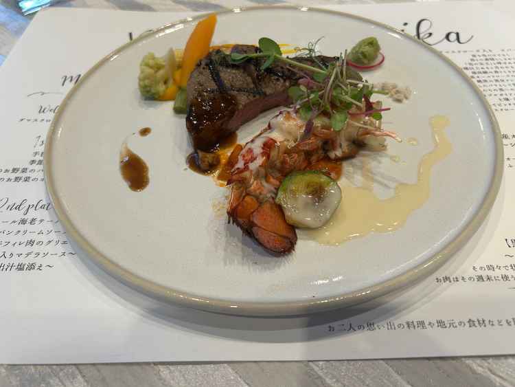 試食ではお肉と海老を食べました。