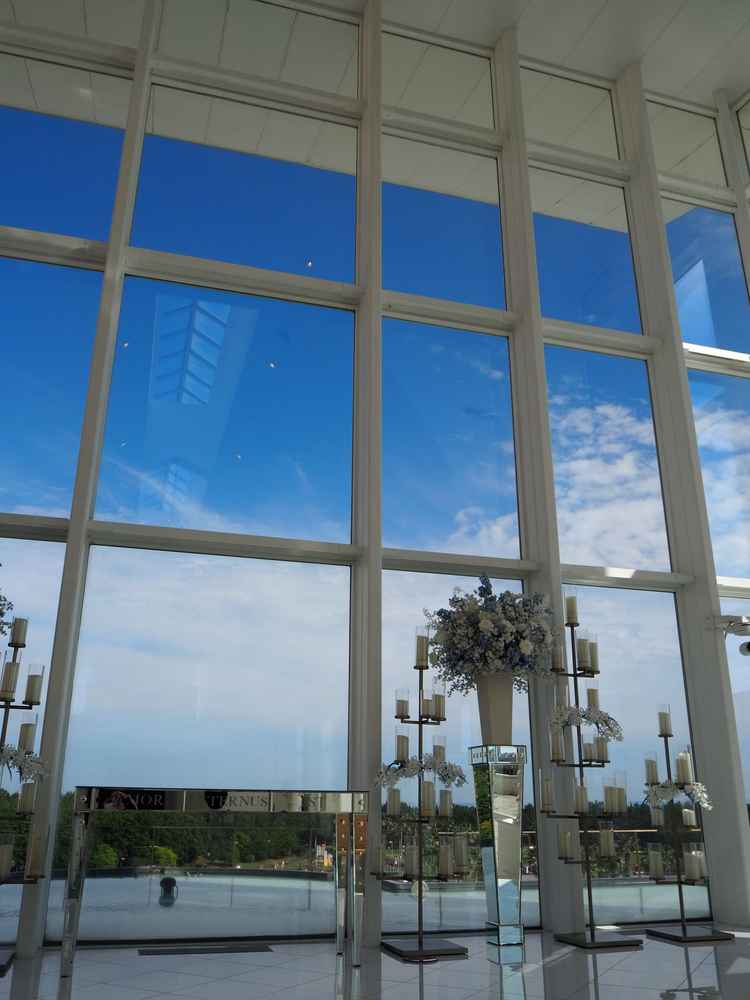 天空のチャペルの写真。