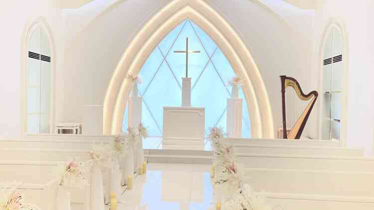 ホワイトハウスのチャペルは結婚式の理想と希望を集めた様な場所で嫌いな女性は居ないと思います。