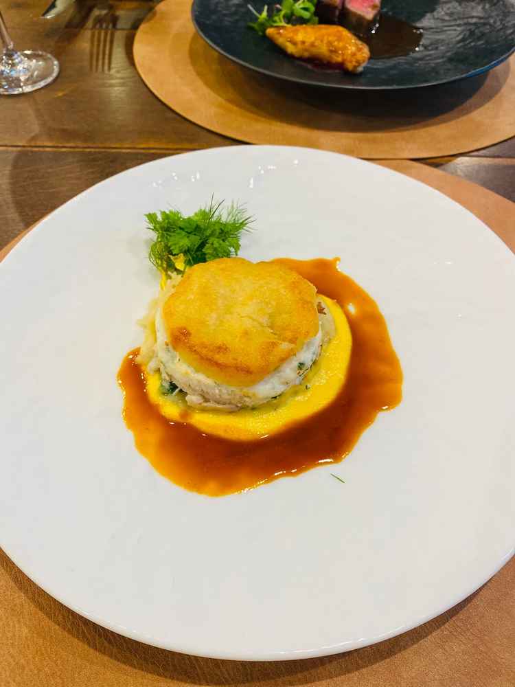 試食でいただいたお魚料理。ソースが特においしかったです。