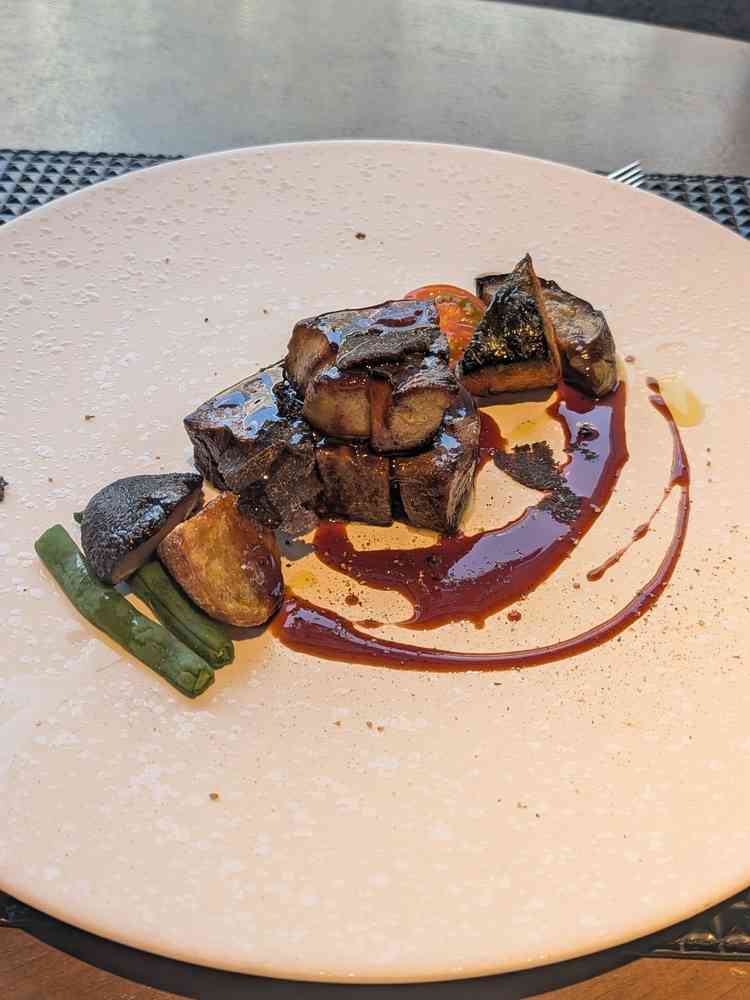 試食のロッシーニはソースも美味しかったです