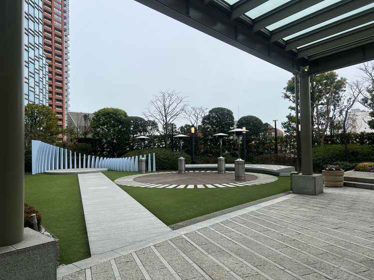 フラワーシャワーなどができる