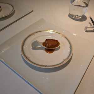 試食した大根とフォアグラのステーキです。出来たてをいただきました。