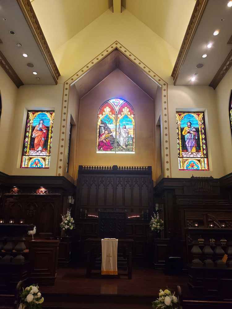 ステンドグラスが圧巻!美しいの一言。