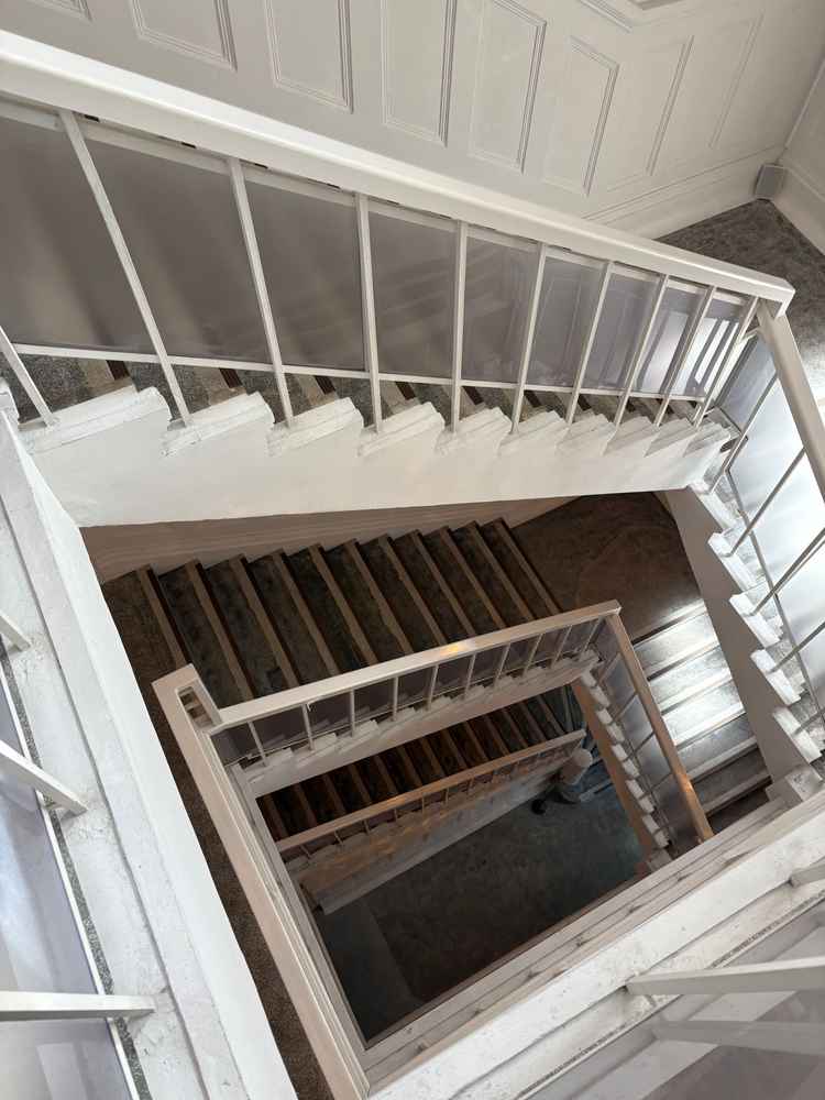 吹き抜け階段部分は写真映えしそうで良かった。