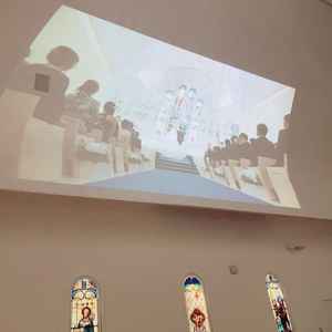 チャペルの上部(左右)にてムービーを流す事が出来、フェアで見ても感動した。