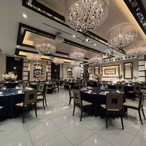 見学後に実際の披露宴があり、コーディネート例ではなく実際のコーディネートを見せて頂きました。