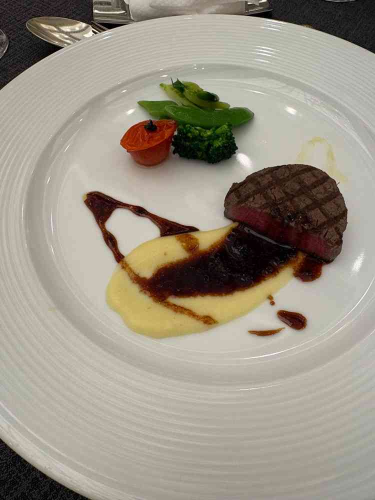 試食用のフィレ肉。