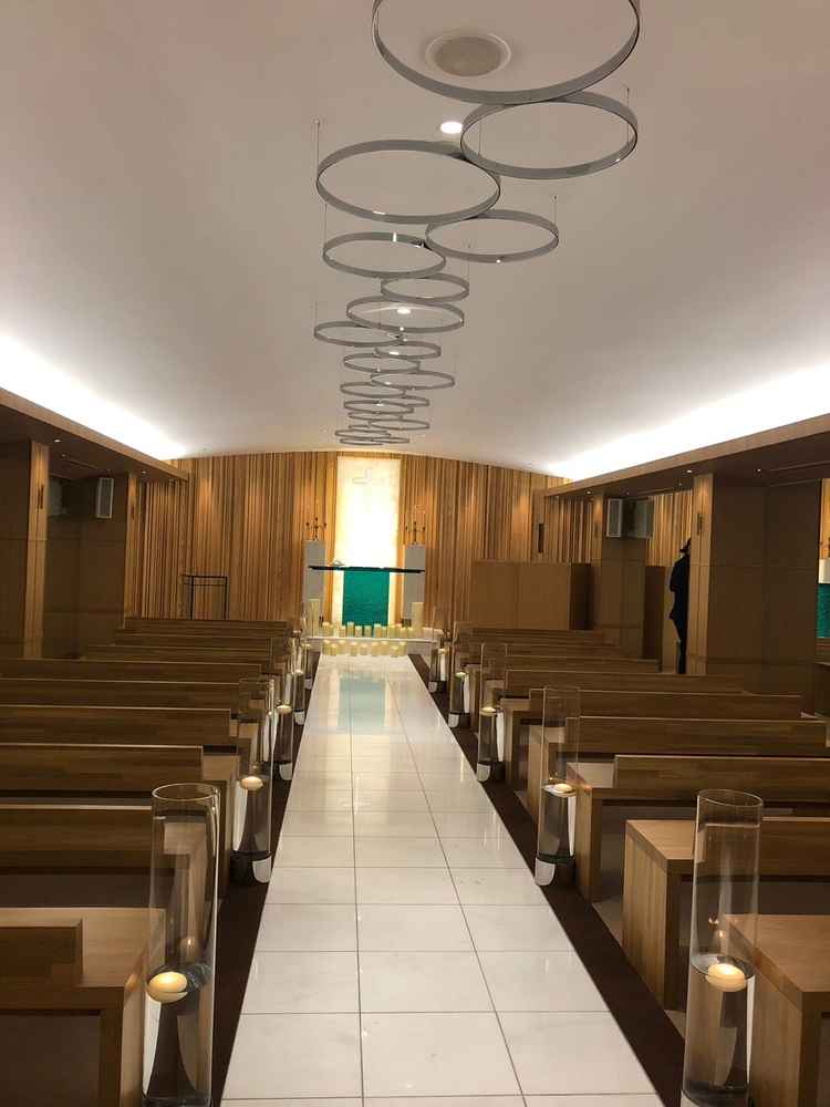 館内のチャペル。雨でも当日にこちらに変更可能とのこと。貸切ならではの柔軟な対応だと思いました。