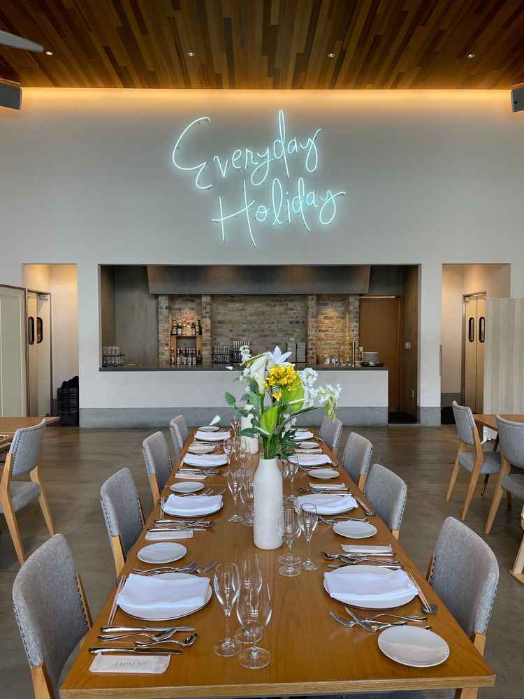 アットホームで広々とした披露宴会場