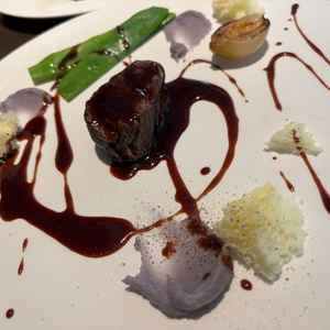 メイン料理の試食もできました。お肉もですが、特にインカのめざめの蒸しパンが美味しかったです。