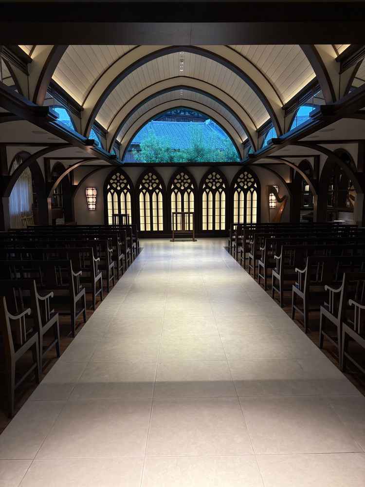 チャペル東山にこんな贅沢な場所があったのかと感じた五重塔が綺麗に見える