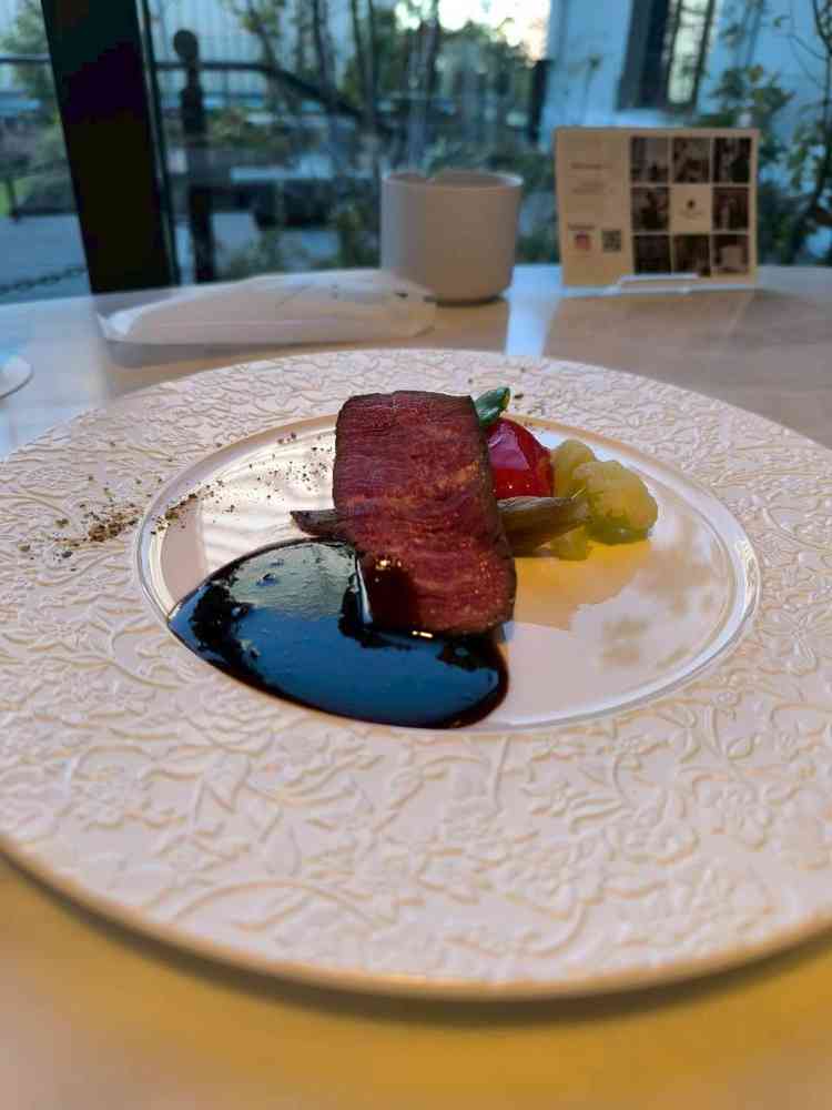 料理も食べさせてもらいました。肉料理がとても美味しかったです。色々と要望も聞いてもらえるみたいです。