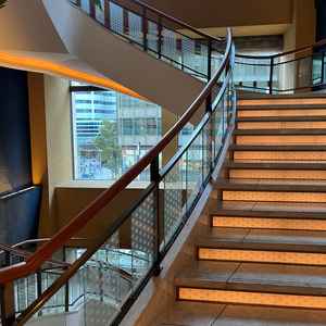 螺旋階段（撮影スポット）