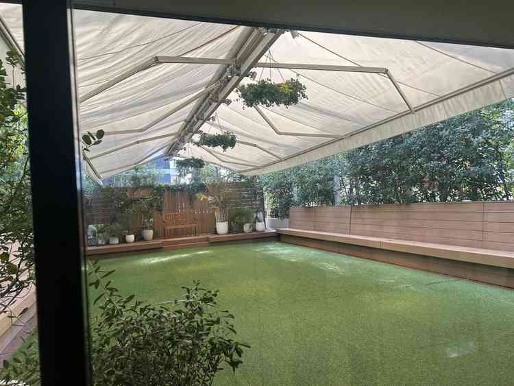 ガーデンチャペル。冬場なのでわかりませんが、夏はどんな気温になるかが気になりました